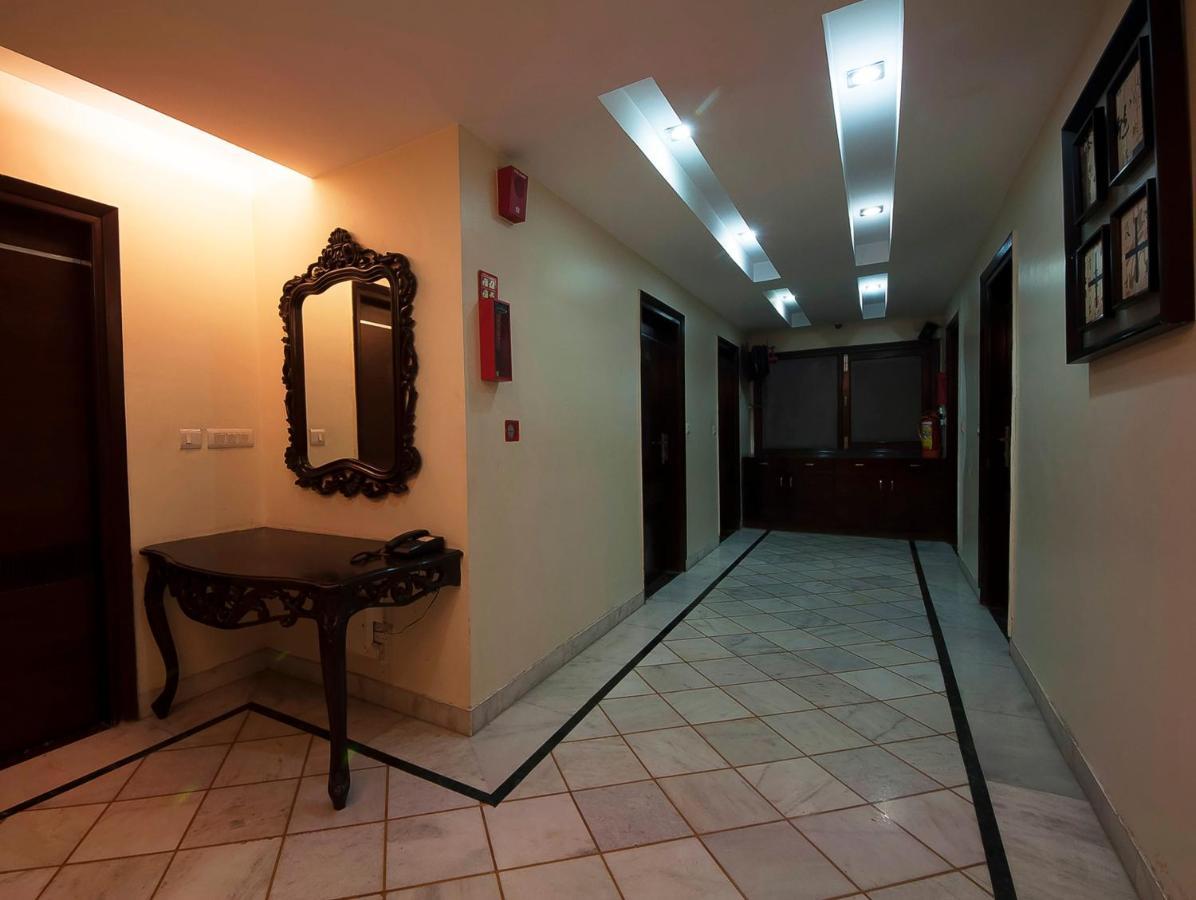 Hotel Metropolitan Delhi  Exterior photo