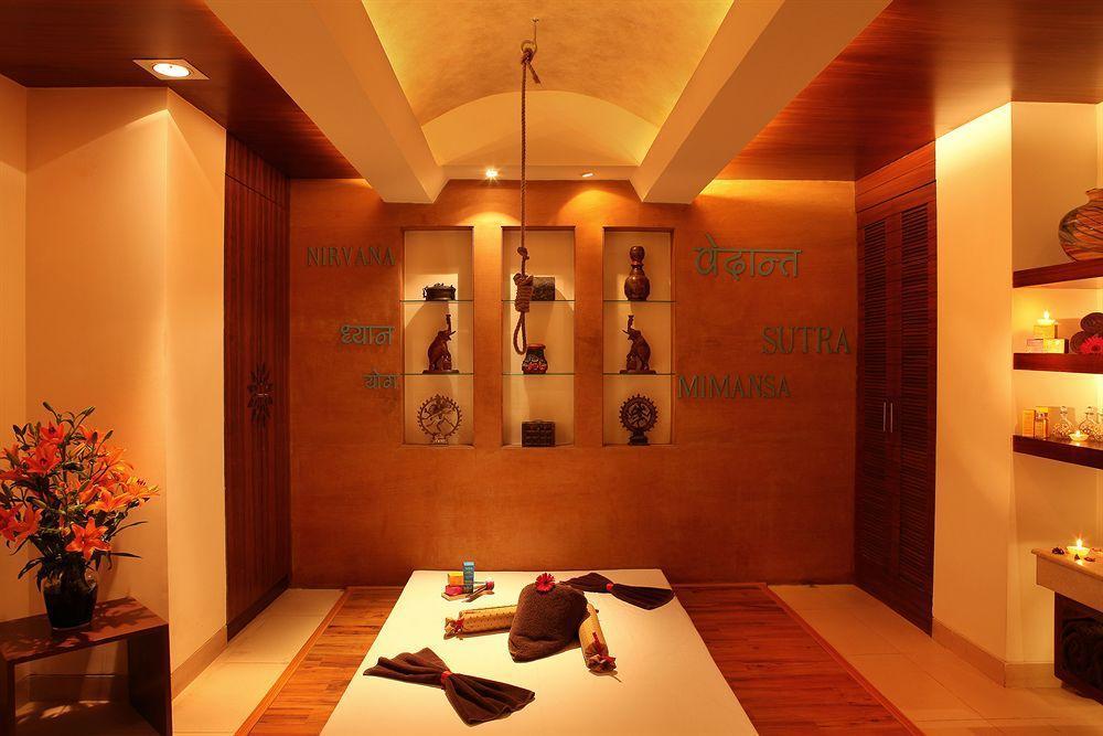 Hotel Metropolitan Delhi  Exterior photo